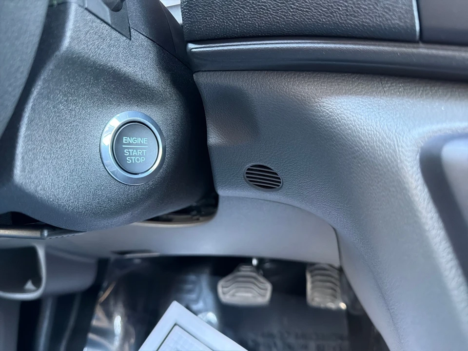 2026 Ford Transit - Image 30 of 31