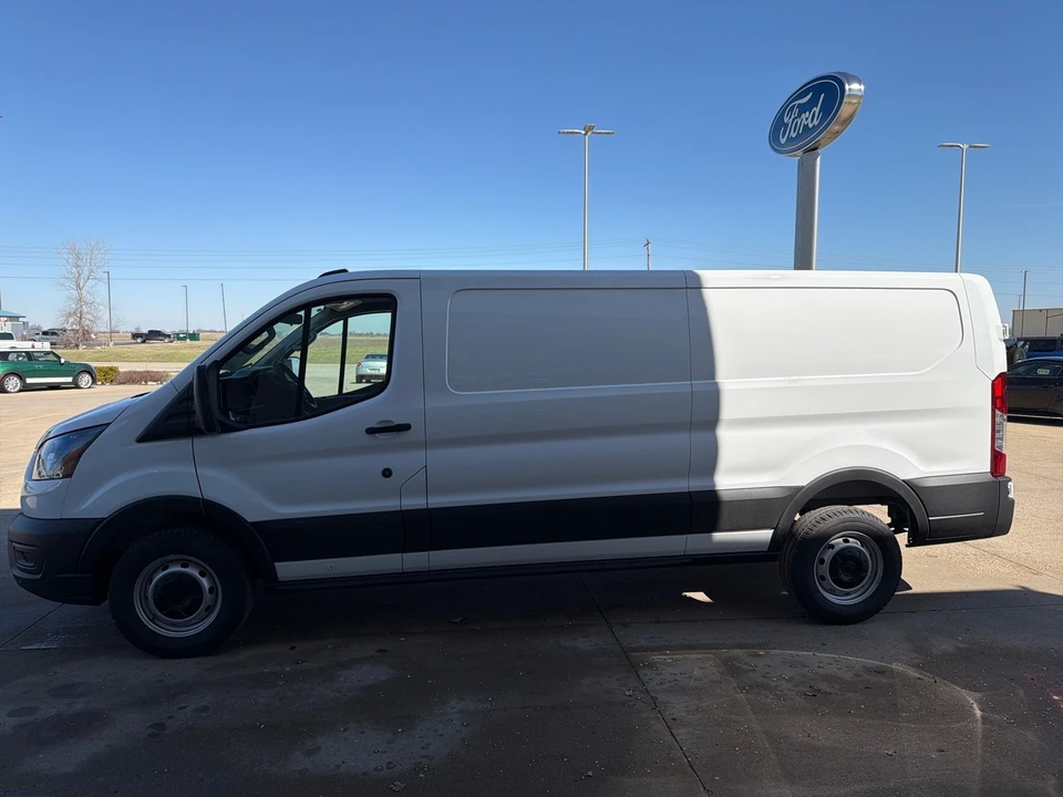 2026 Ford Transit - Image 7 of 31