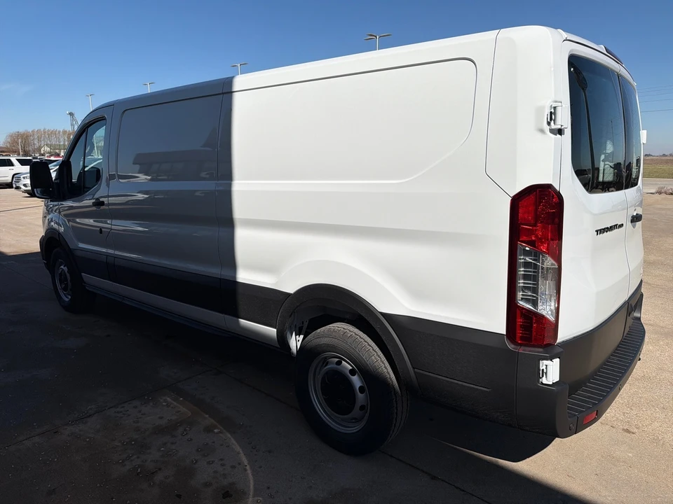 2026 Ford Transit - Image 8 of 31