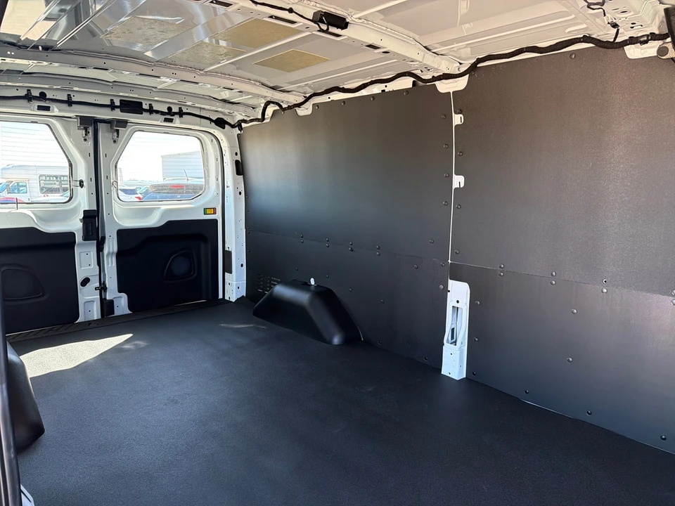 2026 Ford Transit - Image 12 of 31