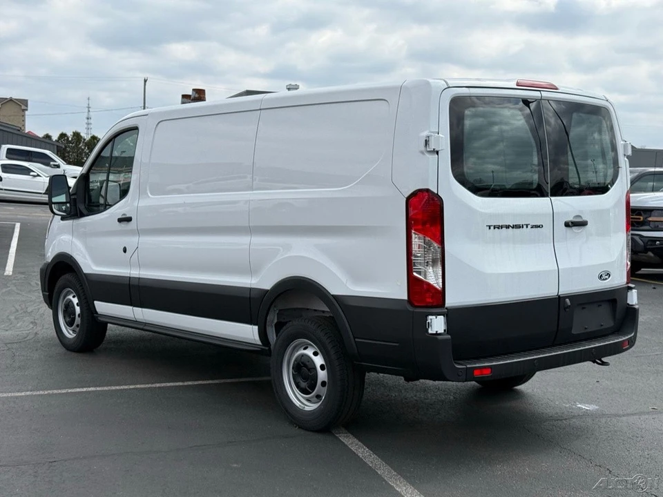 2026 Ford Transit - Image 3 of 12