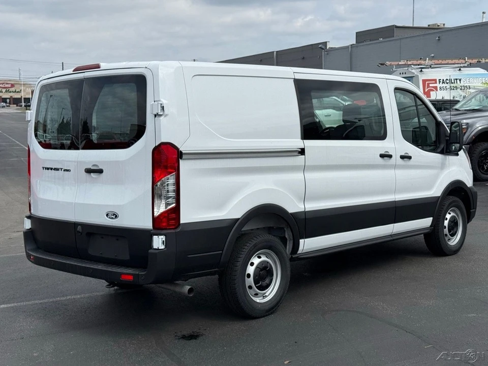 2026 Ford Transit - Image 6 of 12
