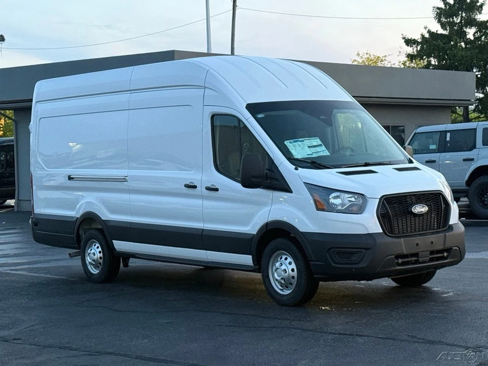 2026 Ford Transit - Image 9 of 24