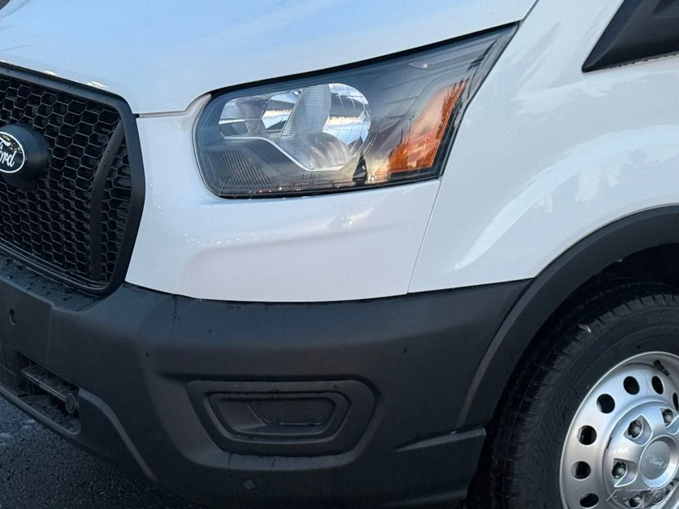 2026 Ford Transit - Image 11 of 24
