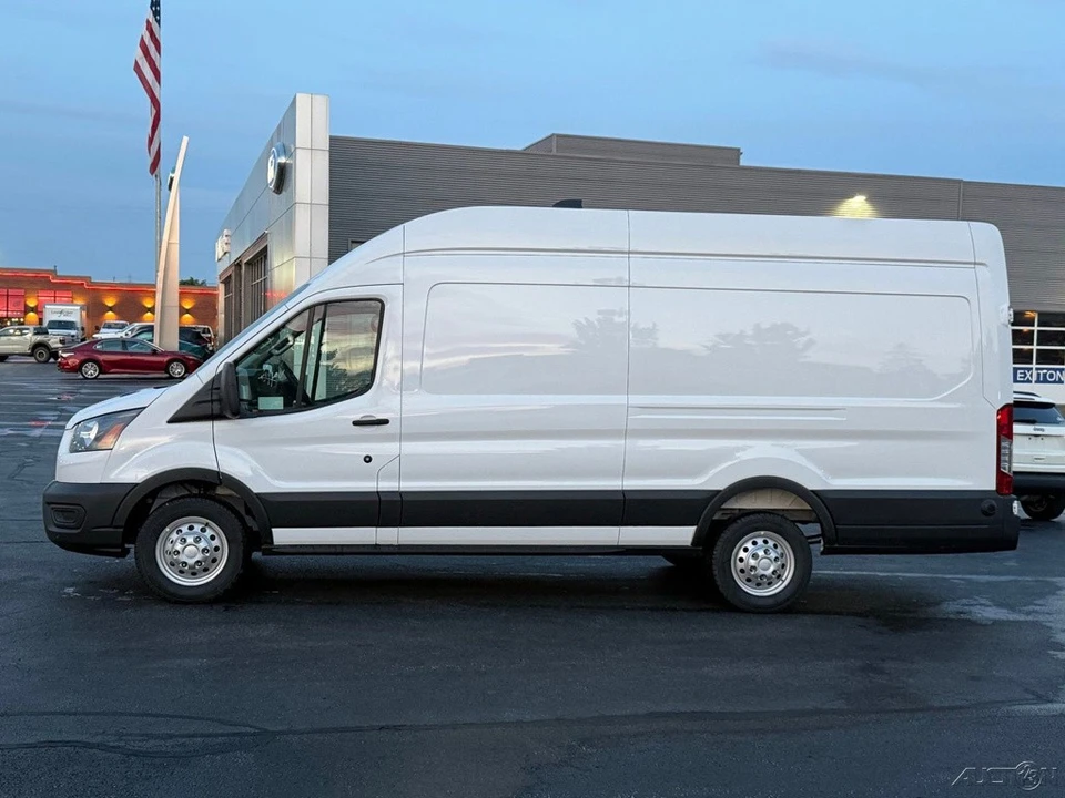2026 Ford Transit - Image 2 of 24