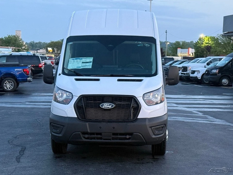 2026 Ford Transit - Image 10 of 24