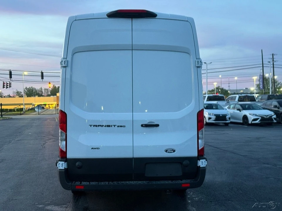 2026 Ford Transit - Image 5 of 24