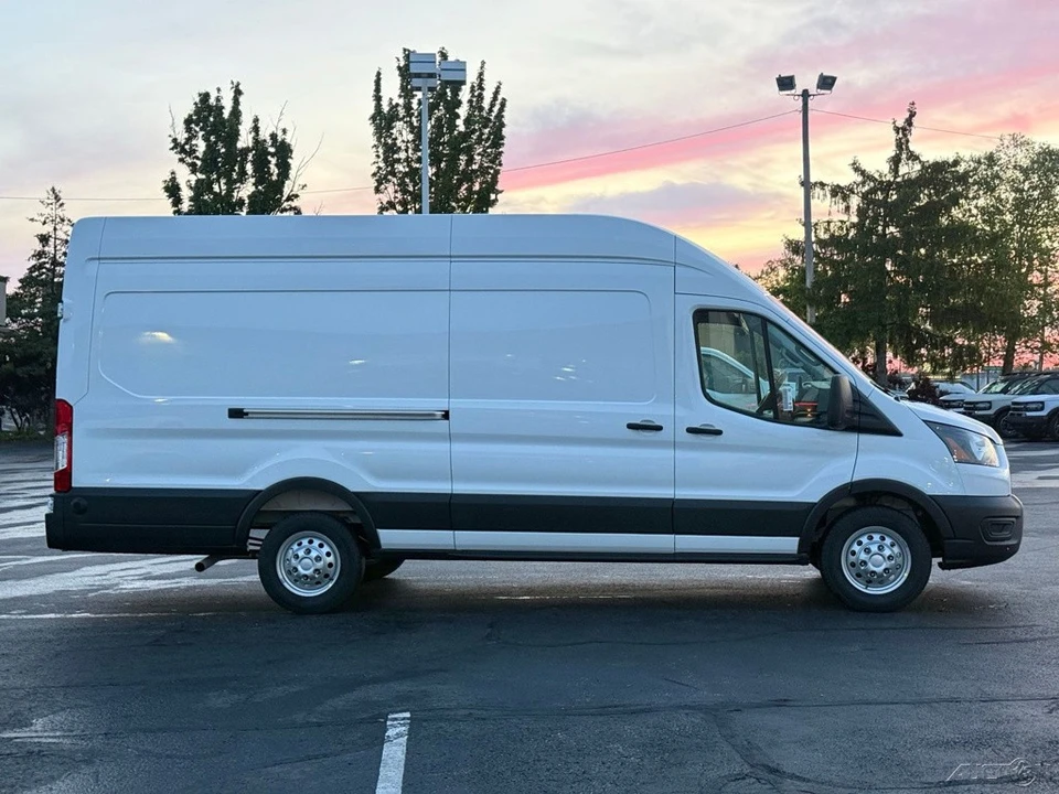 2026 Ford Transit - Image 7 of 24