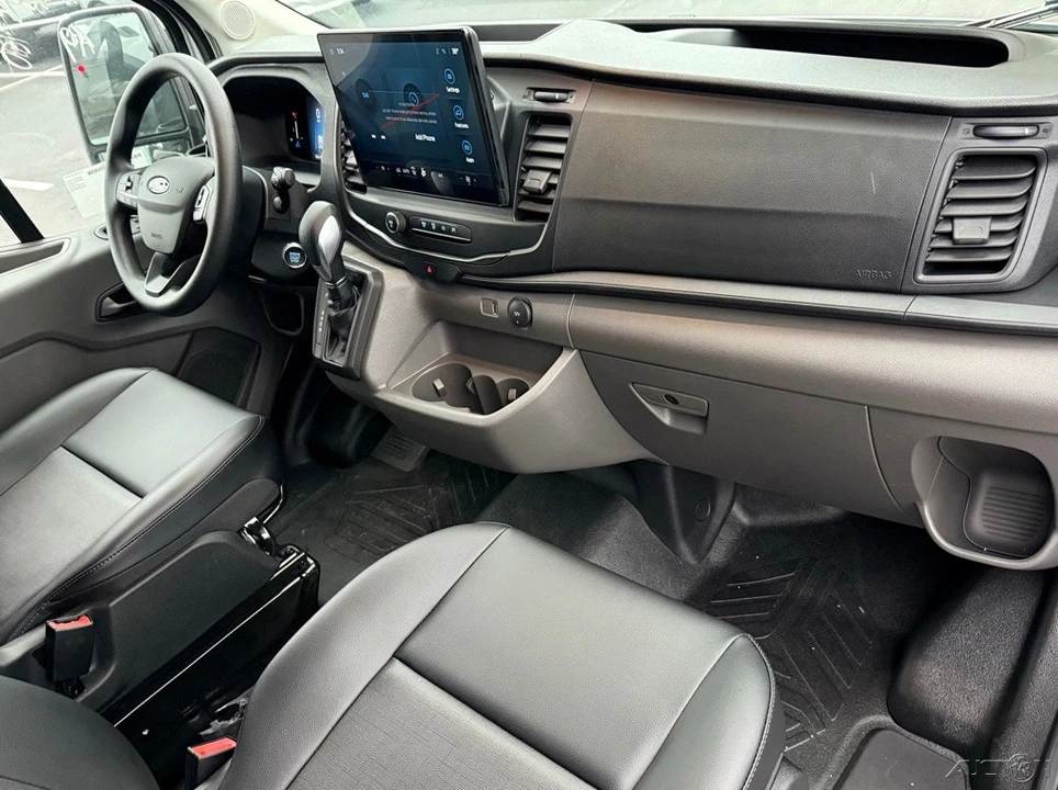 2026 Ford Transit - Image 17 of 24