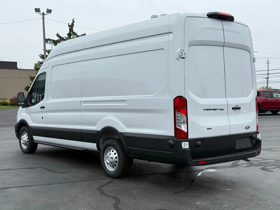 2026 Ford Transit - Image 3 of 24