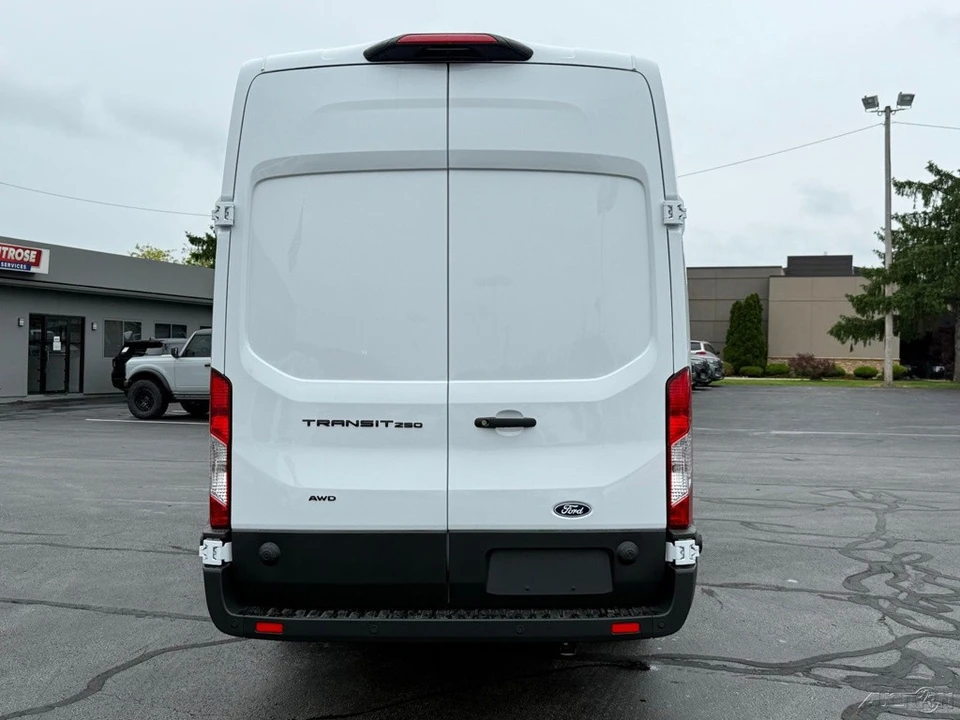 2026 Ford Transit - Image 5 of 24