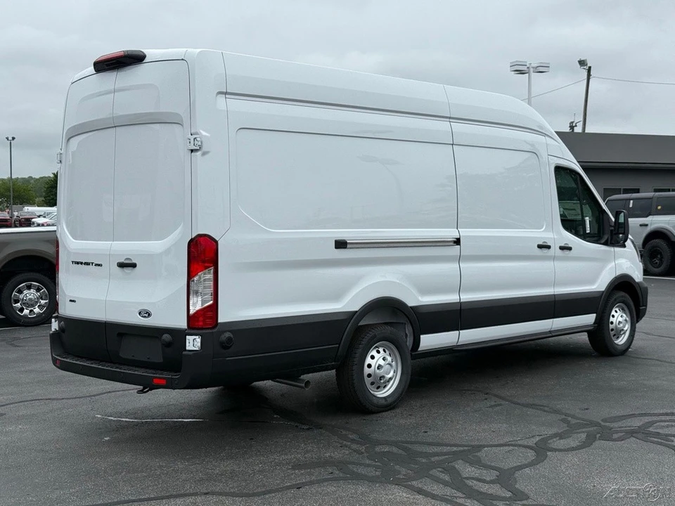 2026 Ford Transit - Image 6 of 24