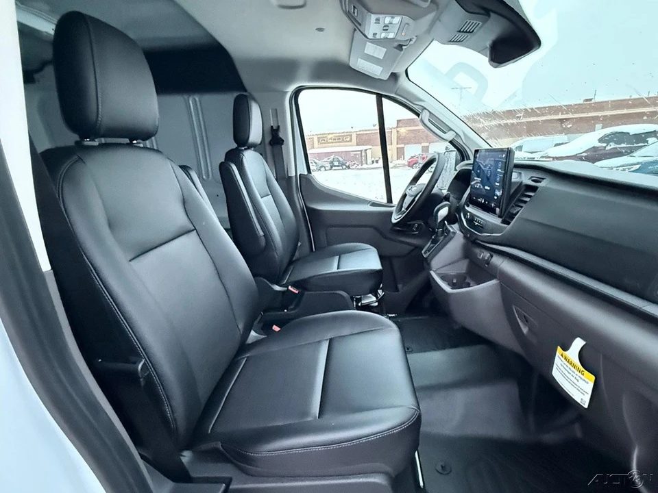 2026 Ford Transit - Image 18 of 24