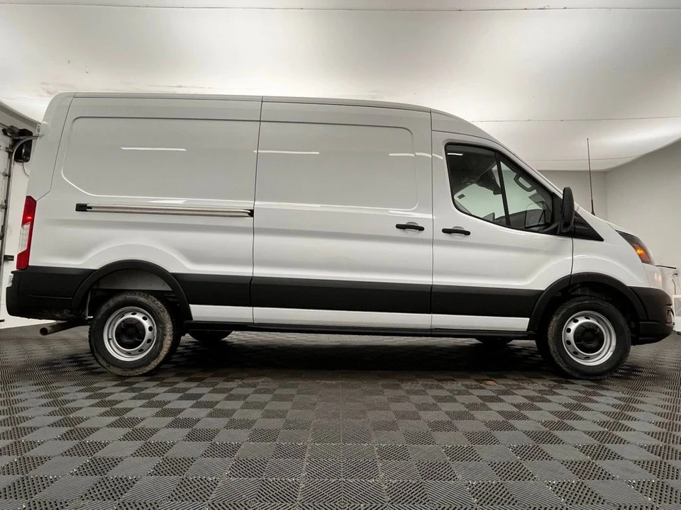2026 Ford Transit - Image 6 of 12