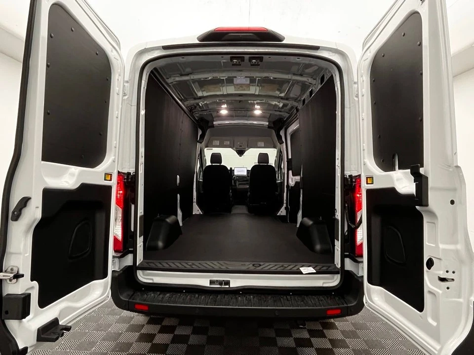 2026 Ford Transit - Image 9 of 12