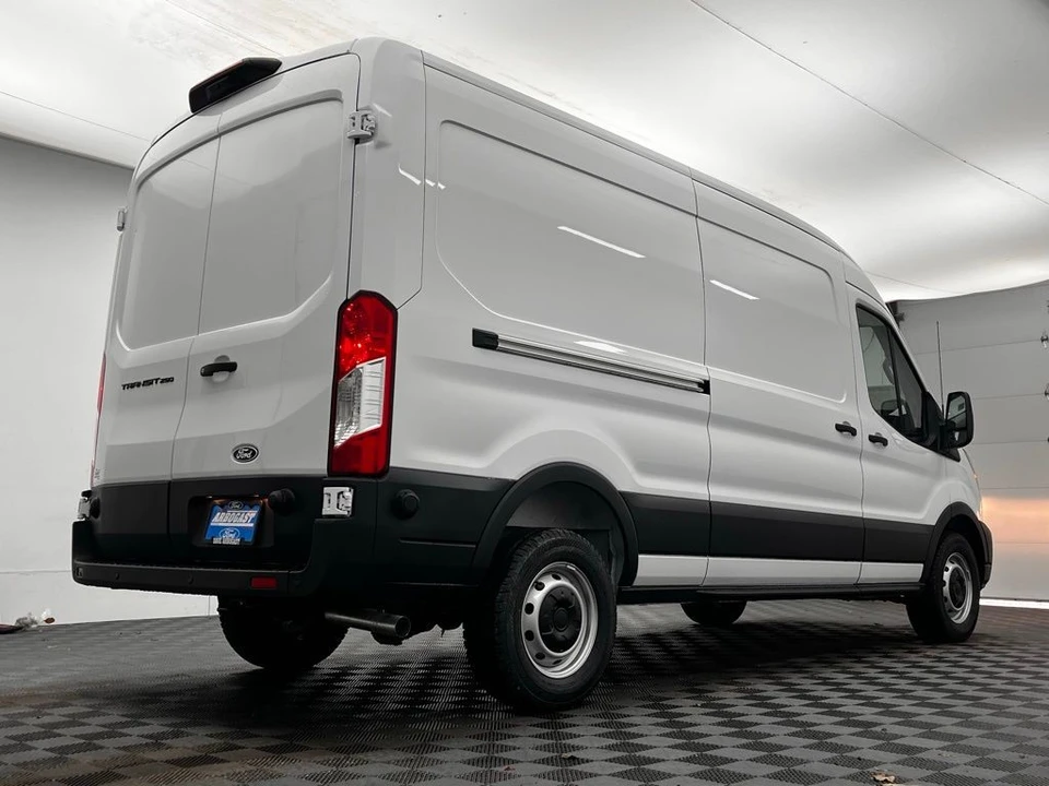 2026 Ford Transit - Image 6 of 12