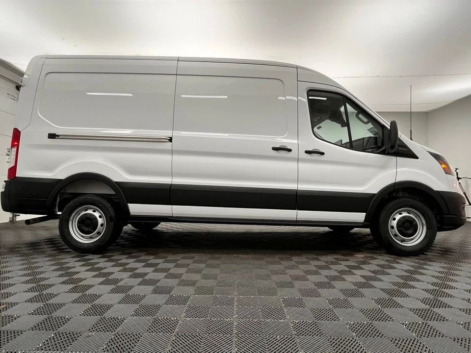 2026 Ford Transit - Image 4 of 12