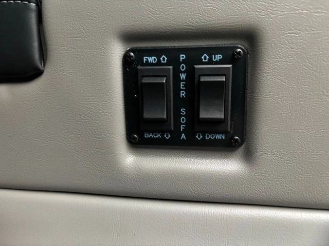 2026 Ford Transit - Image 10 of 12