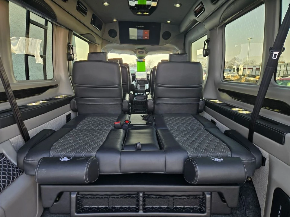 2026 Ford Transit - Image 4 of 12