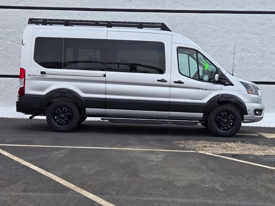 2026 Ford Transit - Image 10 of 12