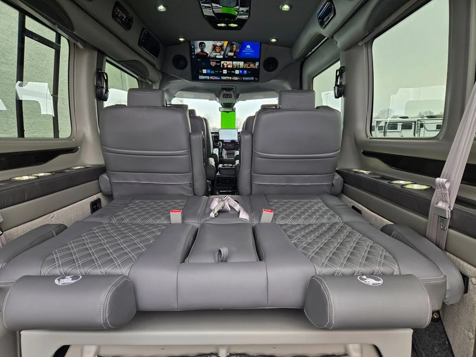2026 Ford Transit - Image 4 of 12