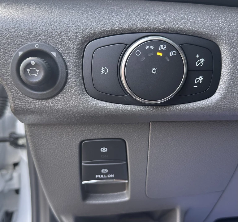 2026 Ford Transit - Image 17 of 25