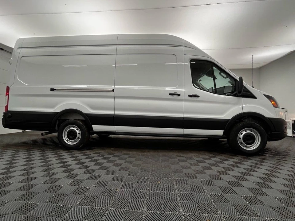 2026 Ford Transit - Image 7 of 12
