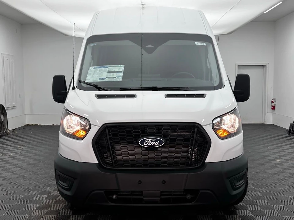 2026 Ford Transit - Image 10 of 12