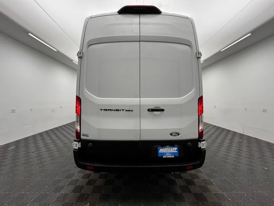 2026 Ford Transit - Image 10 of 12