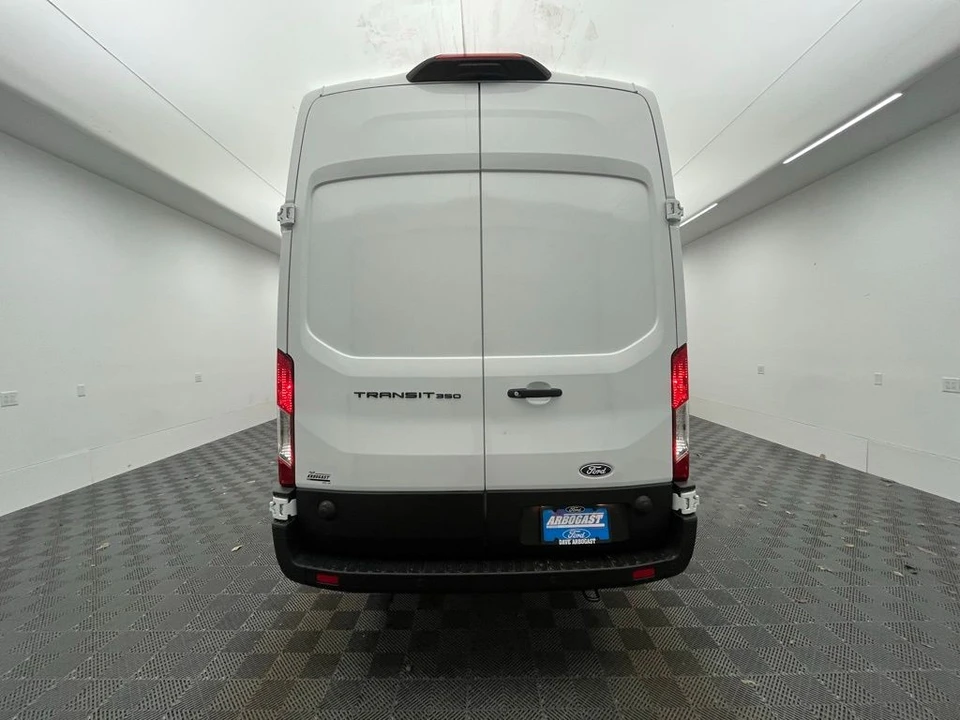 2026 Ford Transit - Image 9 of 12