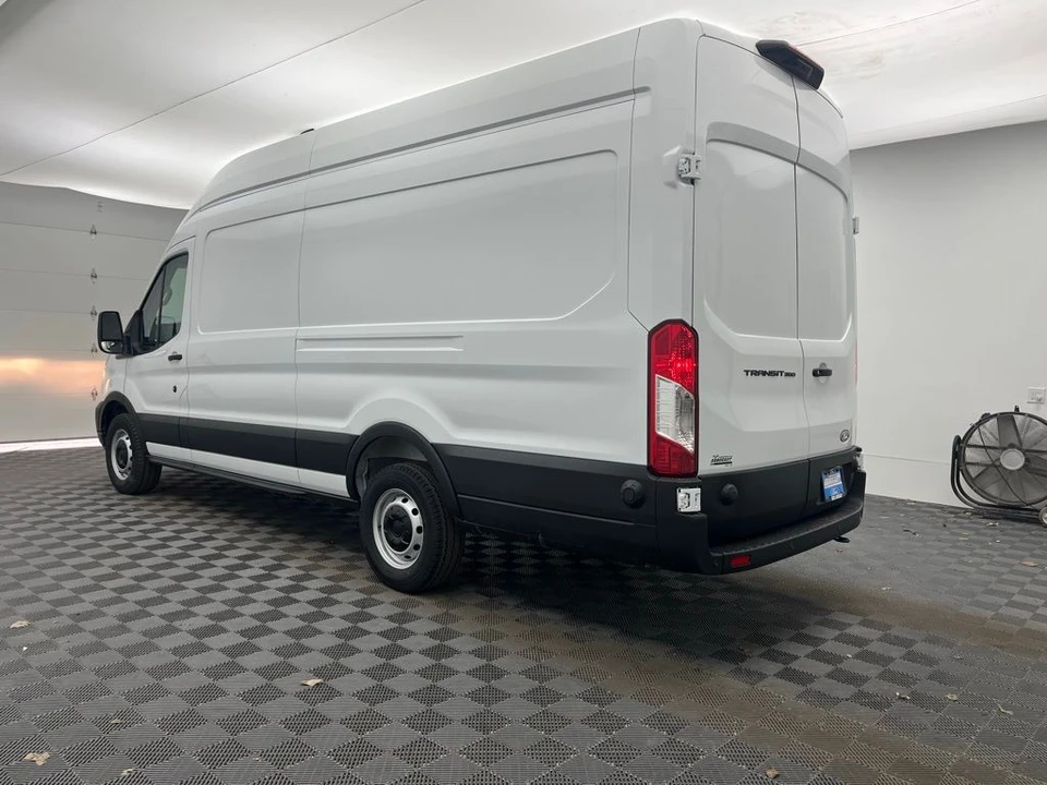 2026 Ford Transit - Image 7 of 12