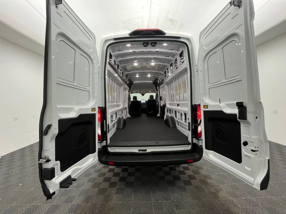 2026 Ford Transit - Image 8 of 12