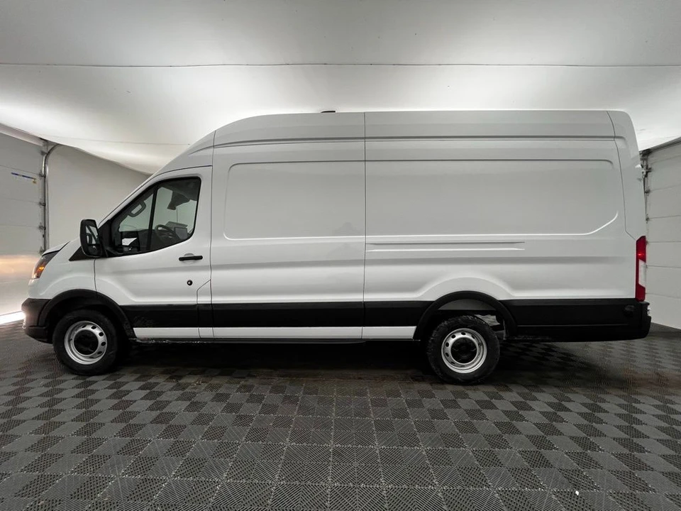 2026 Ford Transit - Image 8 of 12
