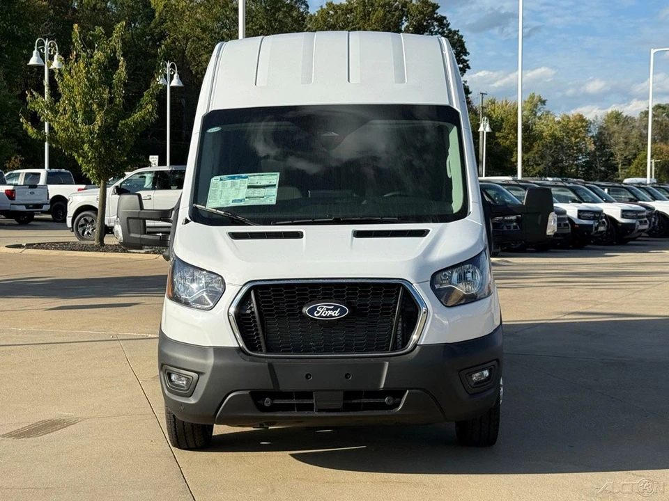 2026 Ford Transit - Image 10 of 12