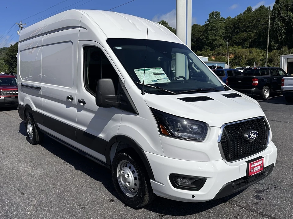 2026 Ford Transit - Image 4 of 25