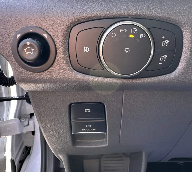 2026 Ford Transit - Image 17 of 25