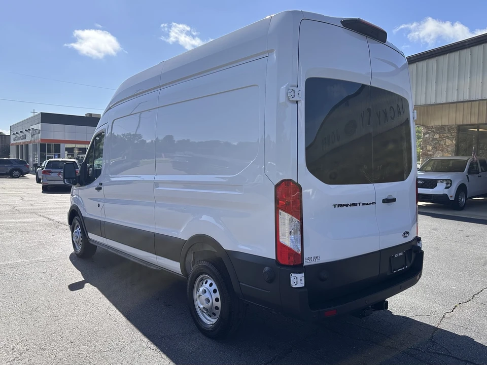 2026 Ford Transit - Image 8 of 25