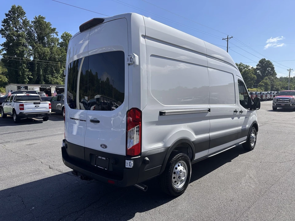 2026 Ford Transit - Image 6 of 25