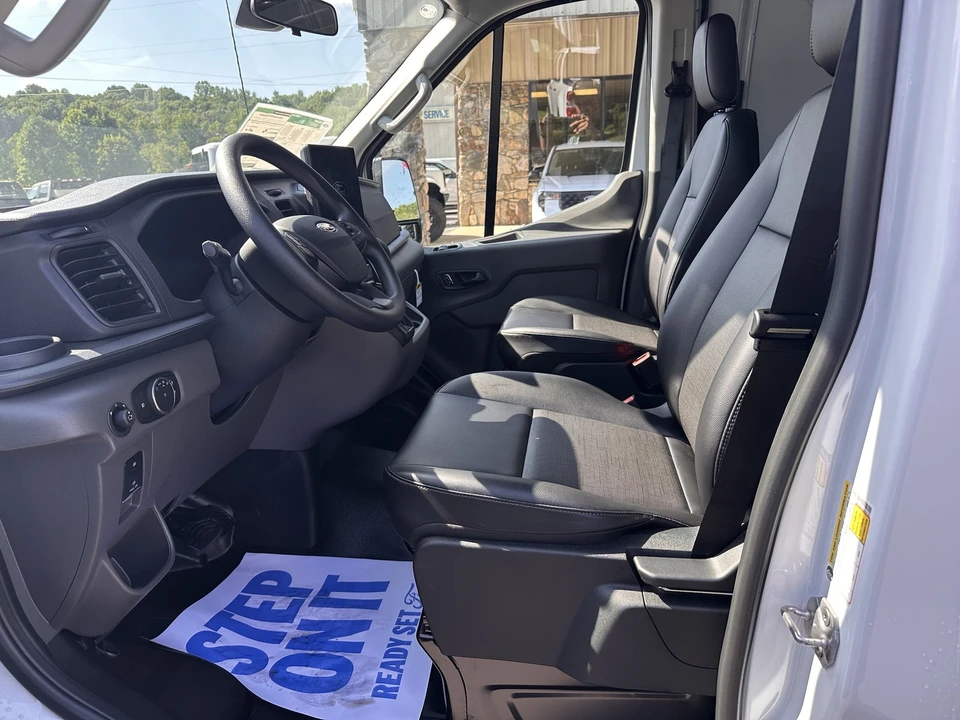 2026 Ford Transit - Image 9 of 25
