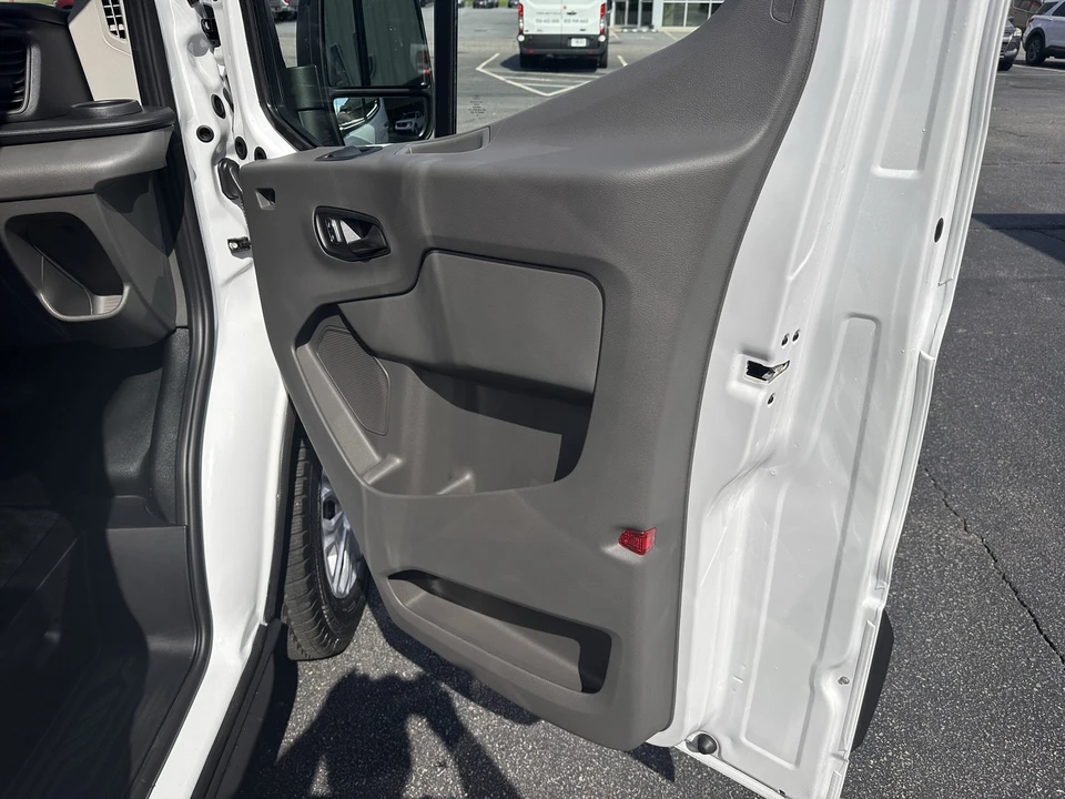 2026 Ford Transit - Image 11 of 25