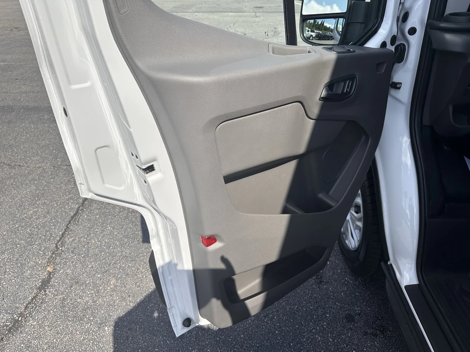 2026 Ford Transit - Image 9 of 25