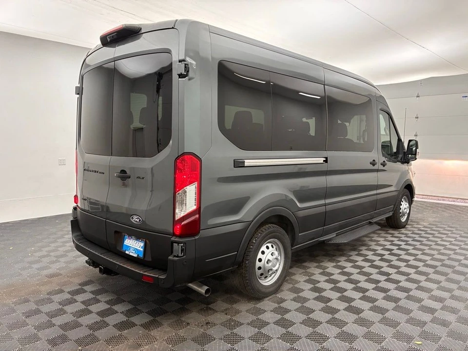 2026 Ford Transit - Image 7 of 12