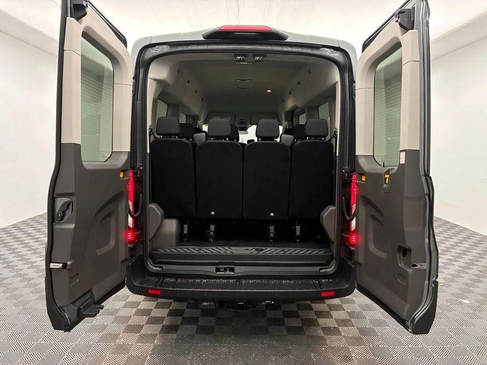 2026 Ford Transit - Image 9 of 12