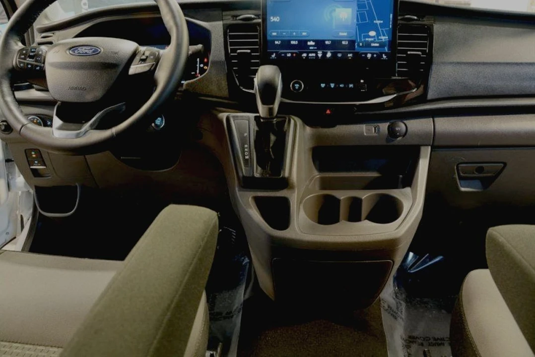 2026 Ford Transit - Image 12 of 18