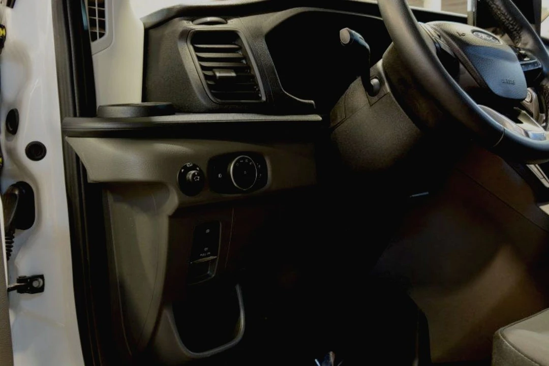 2026 Ford Transit - Image 16 of 18