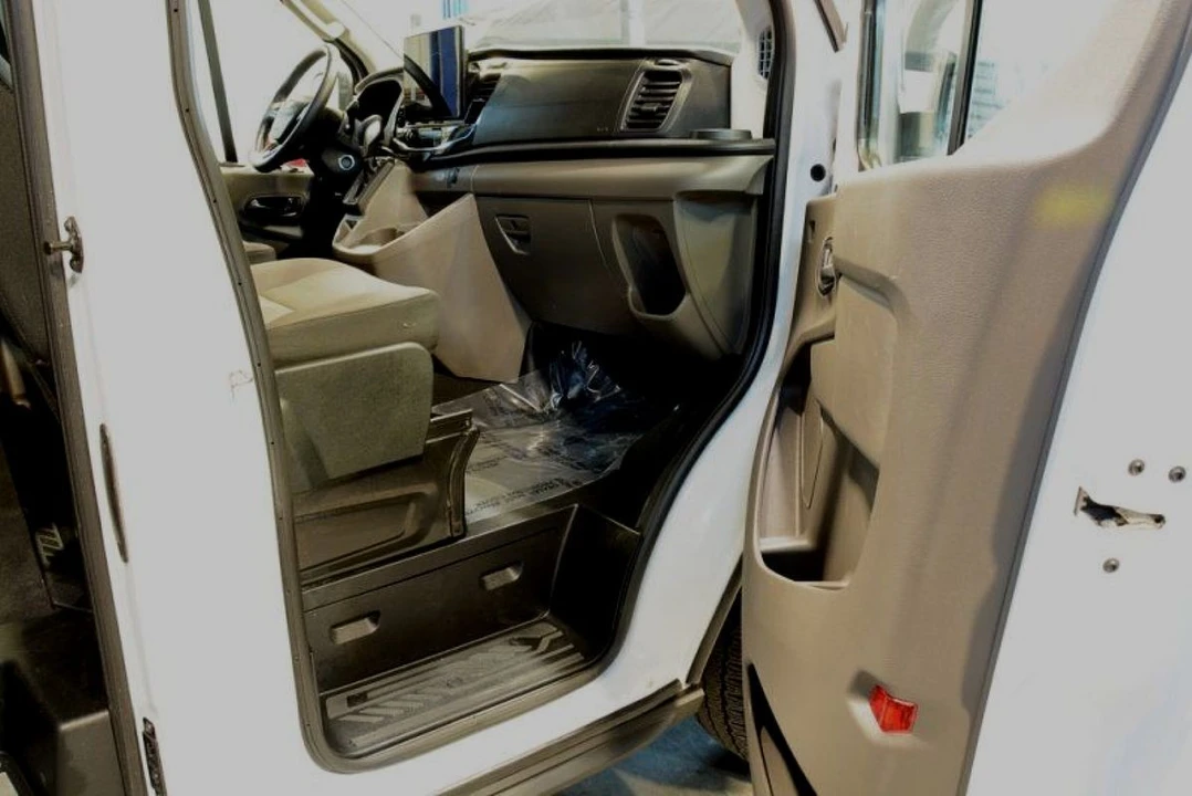 2026 Ford Transit - Image 11 of 18
