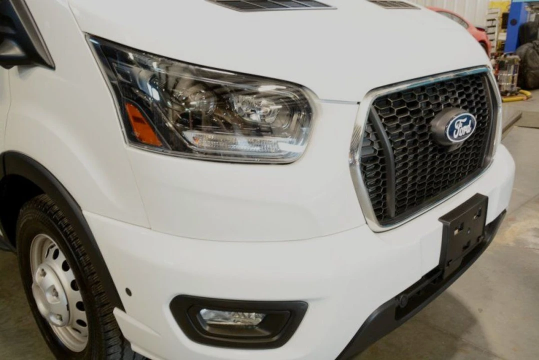 2026 Ford Transit - Image 5 of 18