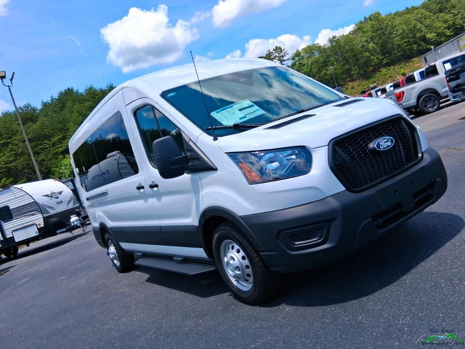 2026 Ford Transit - Image 19 of 22