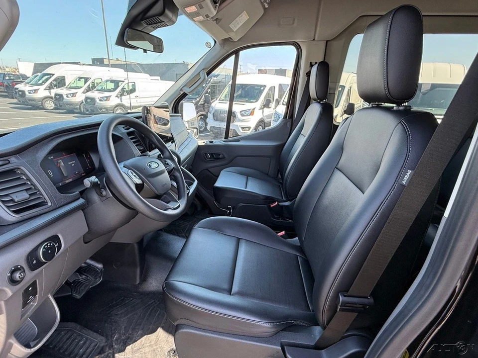 2026 Ford Transit - Image 17 of 24