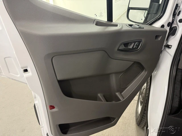 2026 Ford Transit - Image 11 of 12